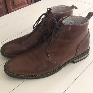 Penguin Monty, Tan, Size US 10